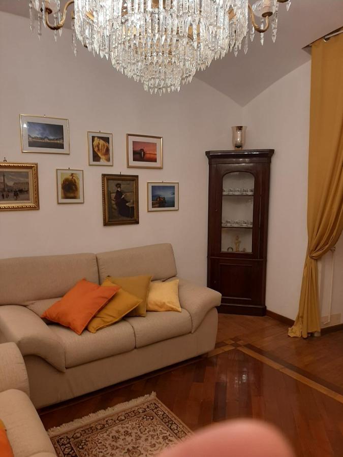 La Casa Di Francesca Otel Napoli Dış mekan fotoğraf